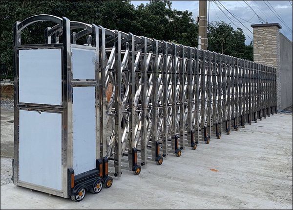 Cửa Cổng Xếp inox - nhôm Đạ Tẻh. Barrier Thanh Chắn Đạ Huoai. Rào Barie Tại Đam Rông Lâm Đồng giá rẻ